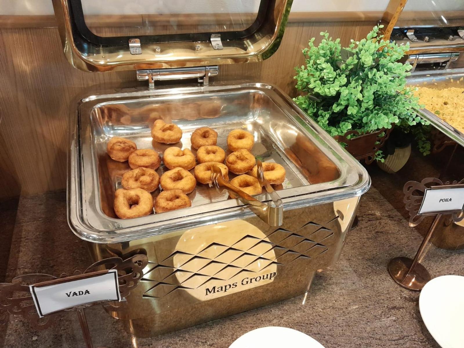 Hotel Sakura Gold Gurgaon Luaran gambar