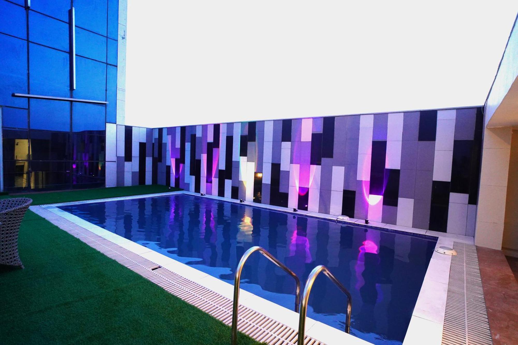 Hotel Sakura Gold Gurgaon Luaran gambar