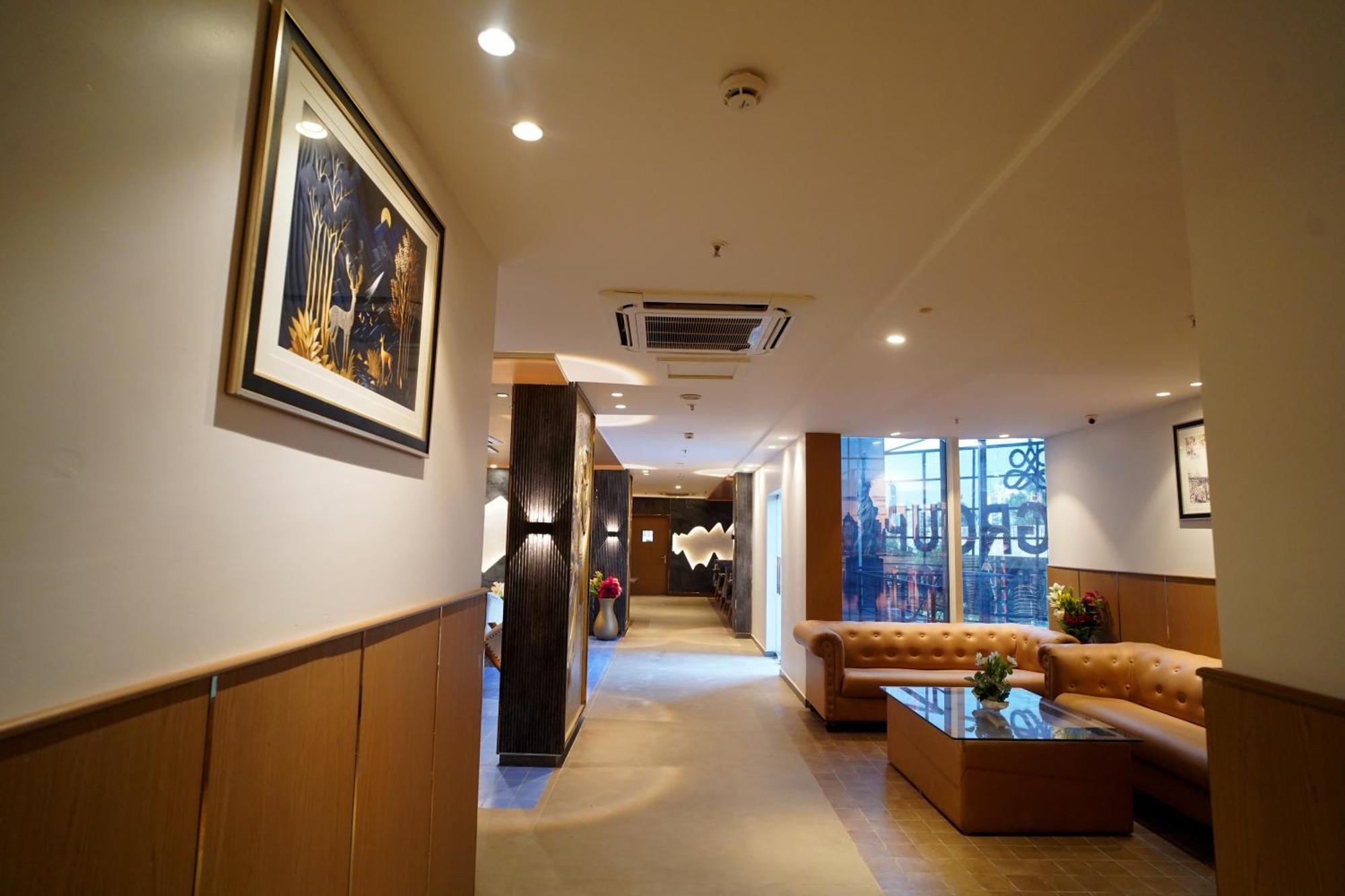 Hotel Sakura Gold Gurgaon Luaran gambar