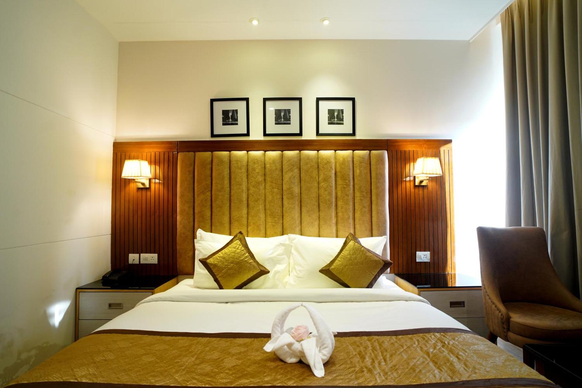 Hotel Sakura Gold Gurgaon Luaran gambar