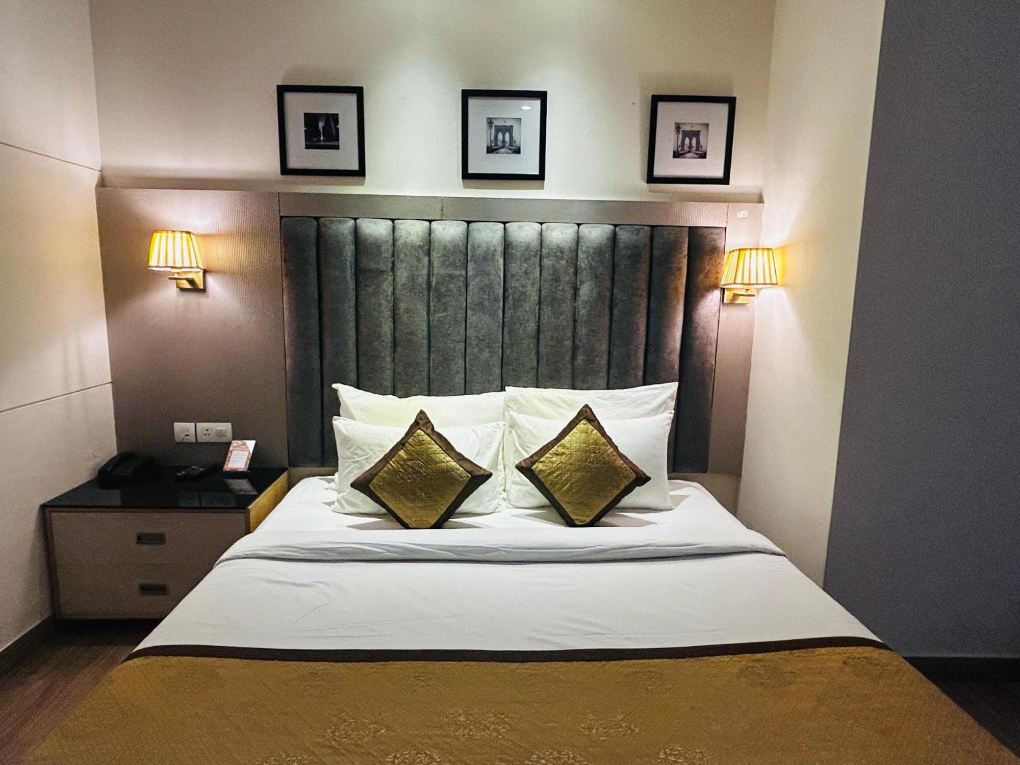 Hotel Sakura Gold Gurgaon Luaran gambar
