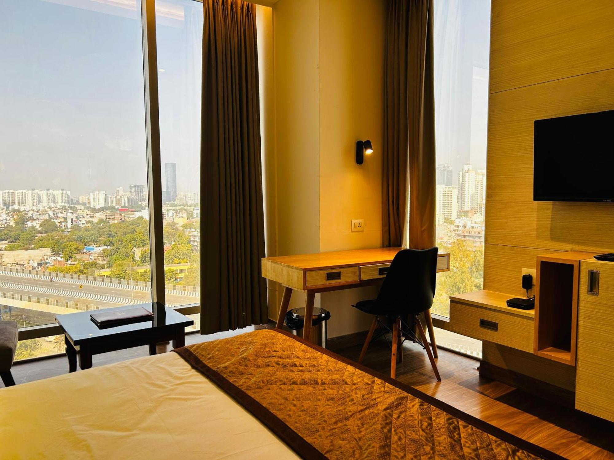 Hotel Sakura Gold Gurgaon Luaran gambar