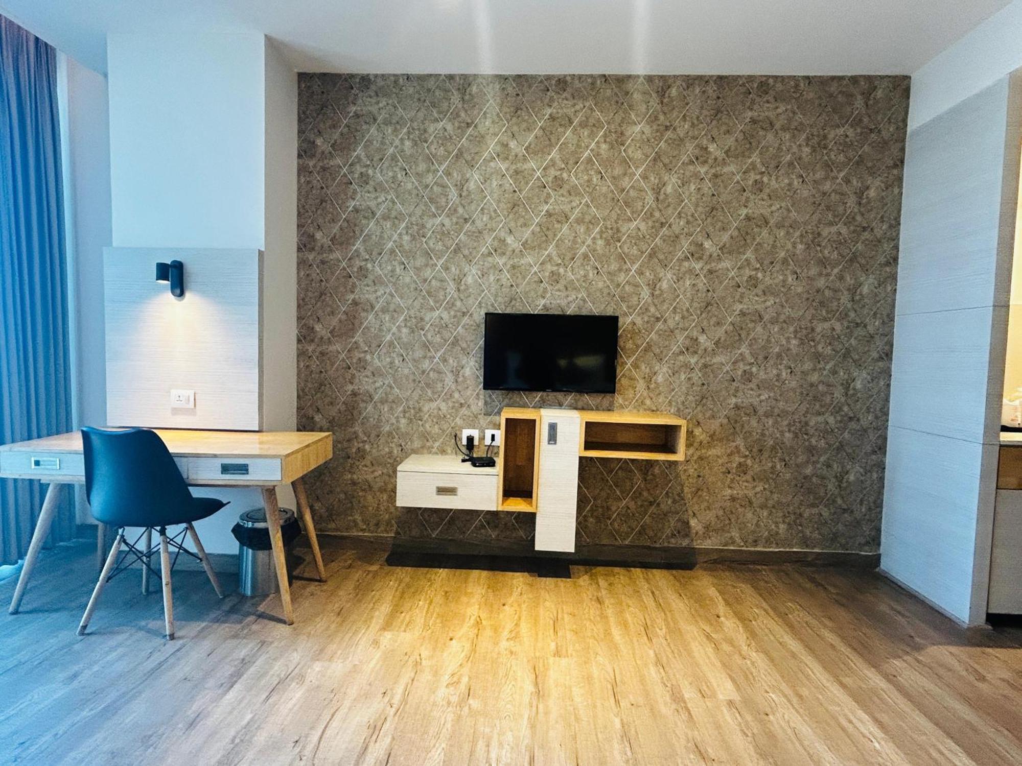 Hotel Sakura Gold Gurgaon Luaran gambar