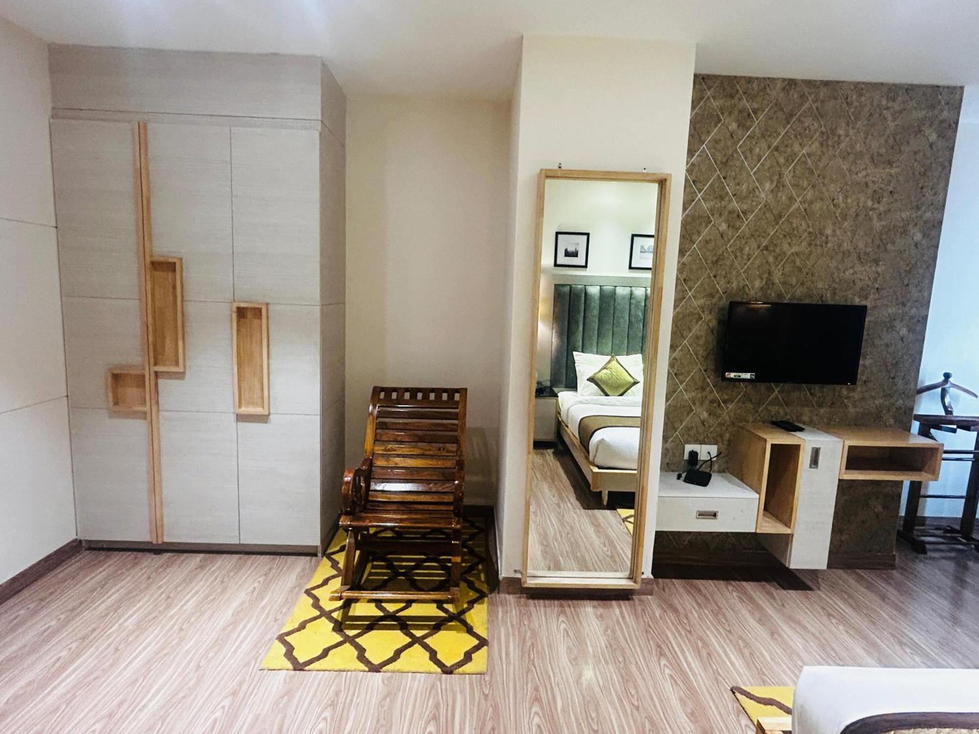 Hotel Sakura Gold Gurgaon Luaran gambar